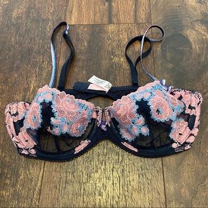 Victoria’s Secret RARE Sequin Angels Balconet Bra
